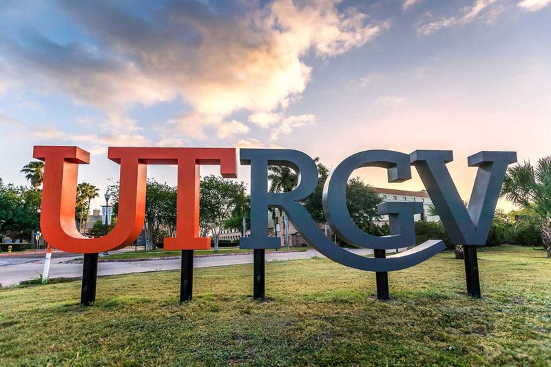 UTRGV Campus Sign